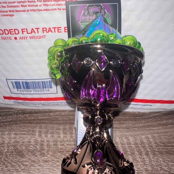 Bath and Body Works Halloween goblet wallflower plug in